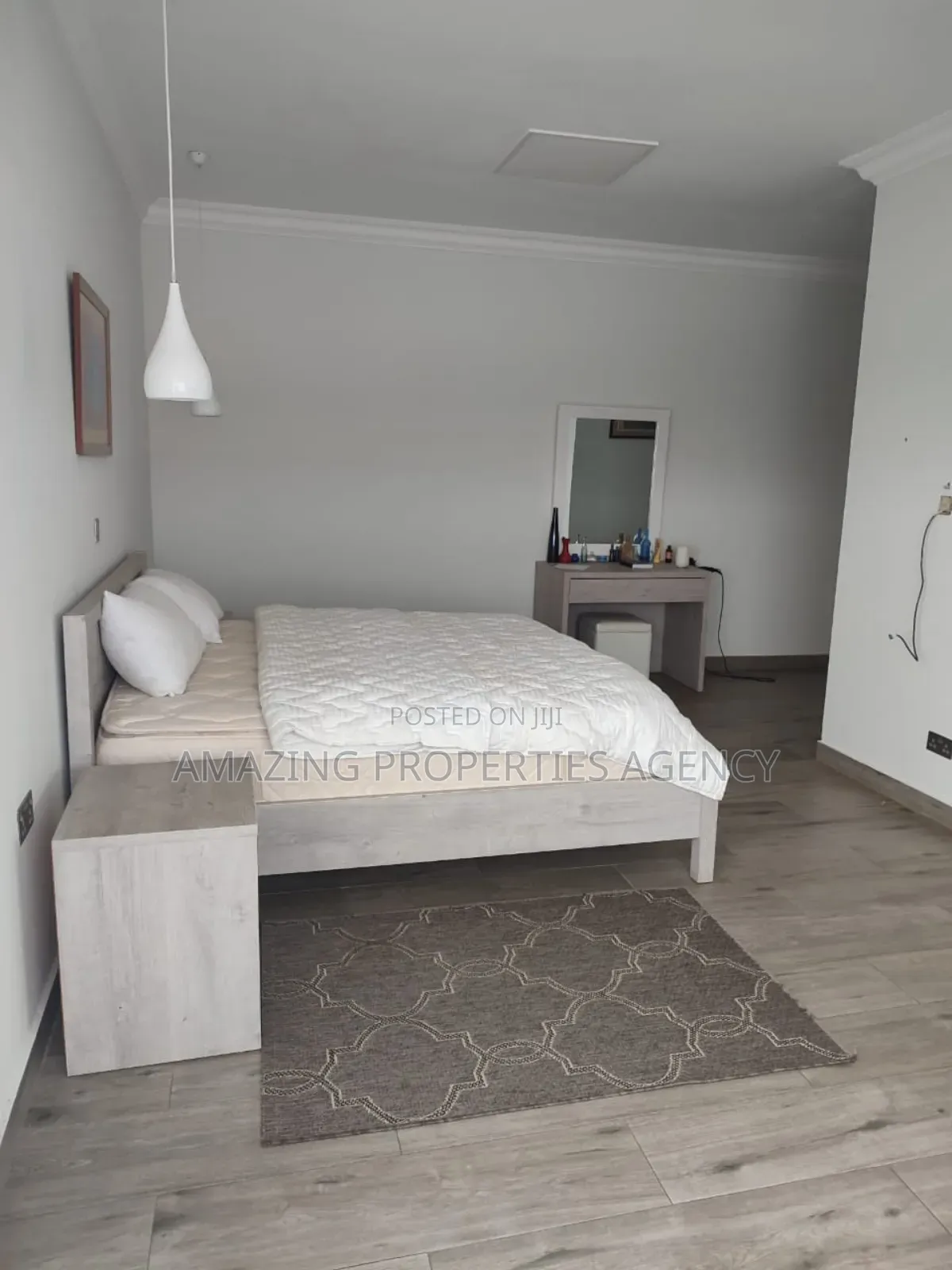 5bdrm House in Airport Hills for sale