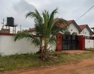 3bdrm House in Abuakwa Agogo, Kumasi Metropolitan for sale