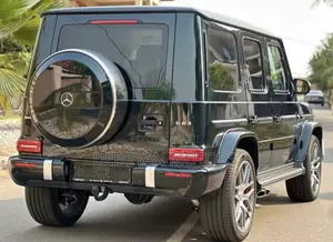 Mercedes-Benz G-Class G 63 AMG 2023 Green