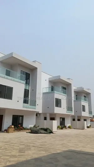 4bdrm Duplex in Tiyumba Real Estate, East Legon for rent