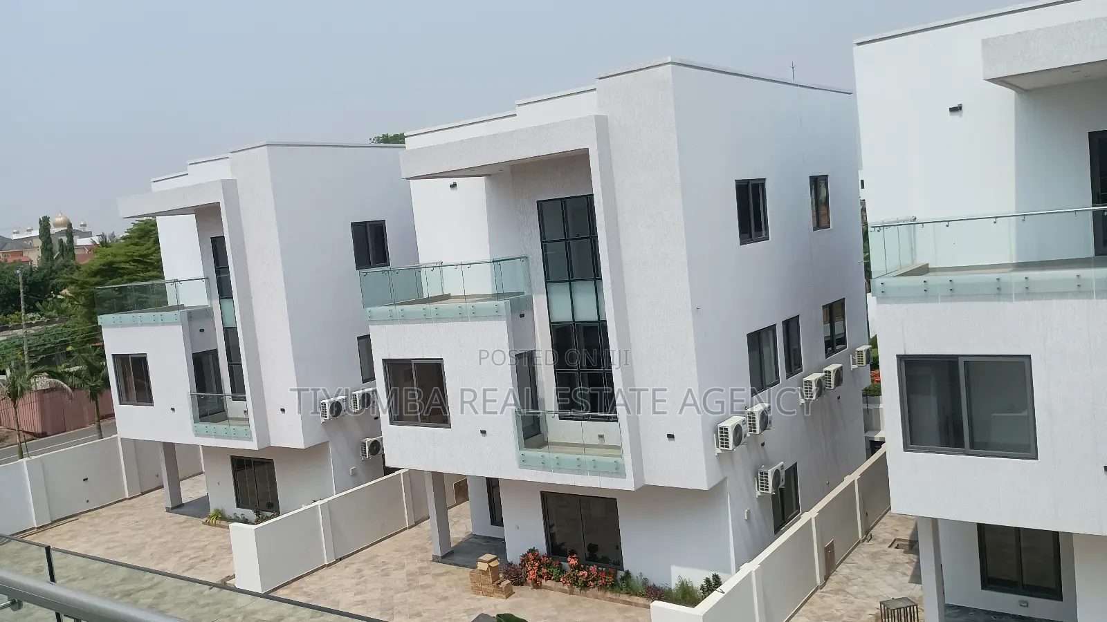 4bdrm Duplex in Tiyumba Real Estate, East Legon for rent