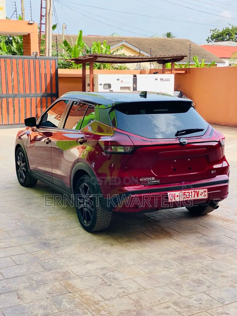 Nissan Kicks 2023 Red