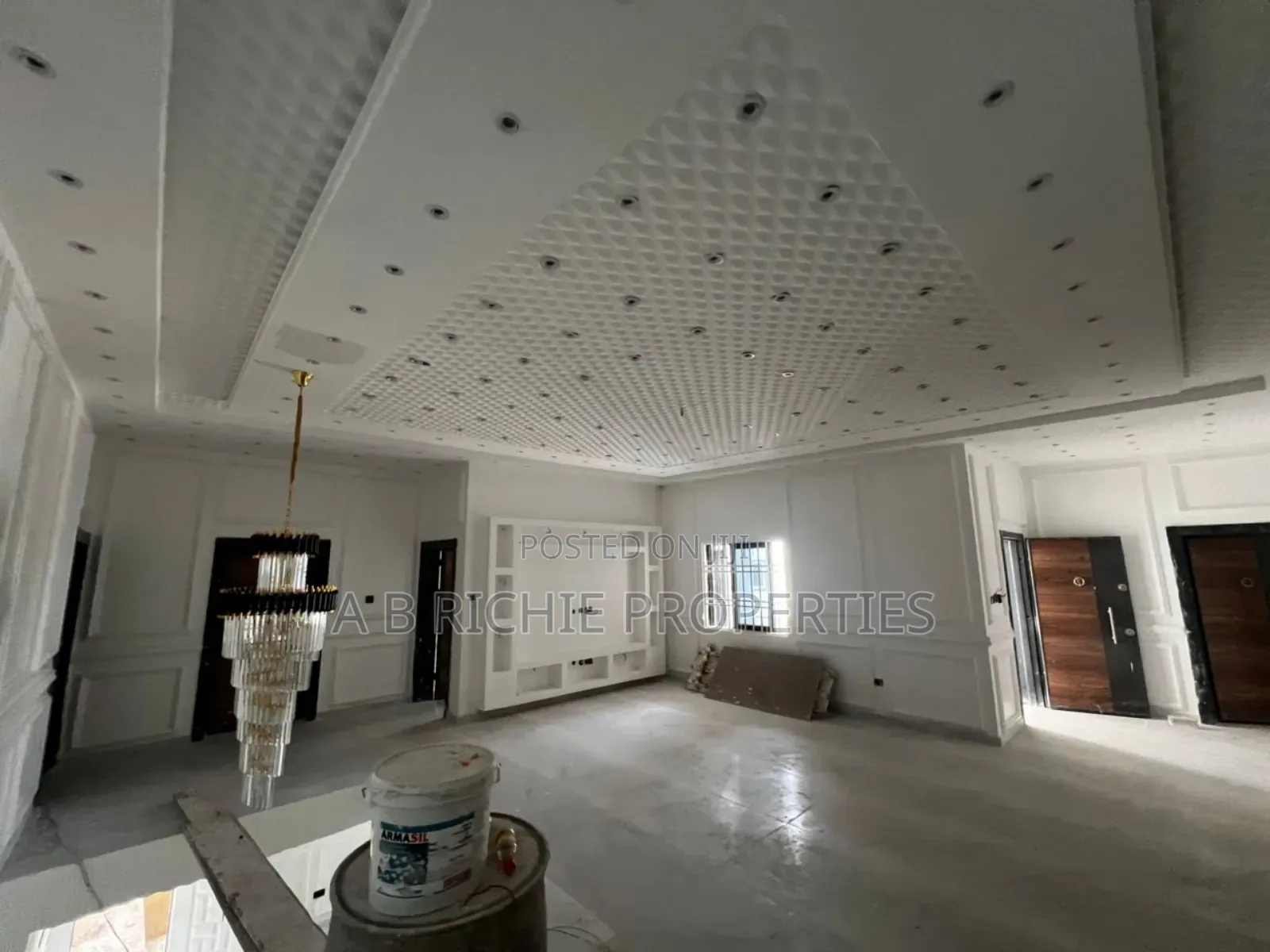 7bdrm Mansion in Ab Richie Properties, Ashaley Botwe for sale