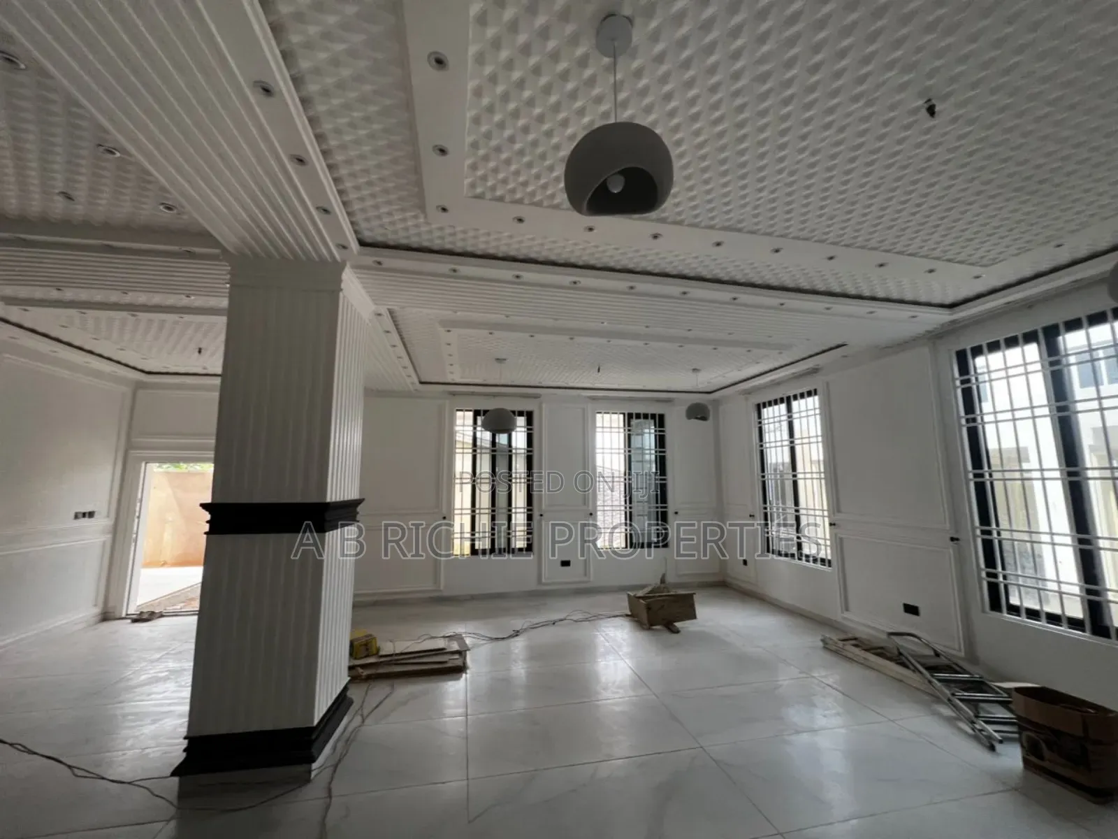 7bdrm Mansion in Ab Richie Properties, Ashaley Botwe for sale