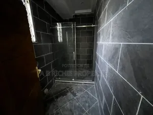 4bdrm House in Ab Richie Properties, Ashaley Botwe for sale