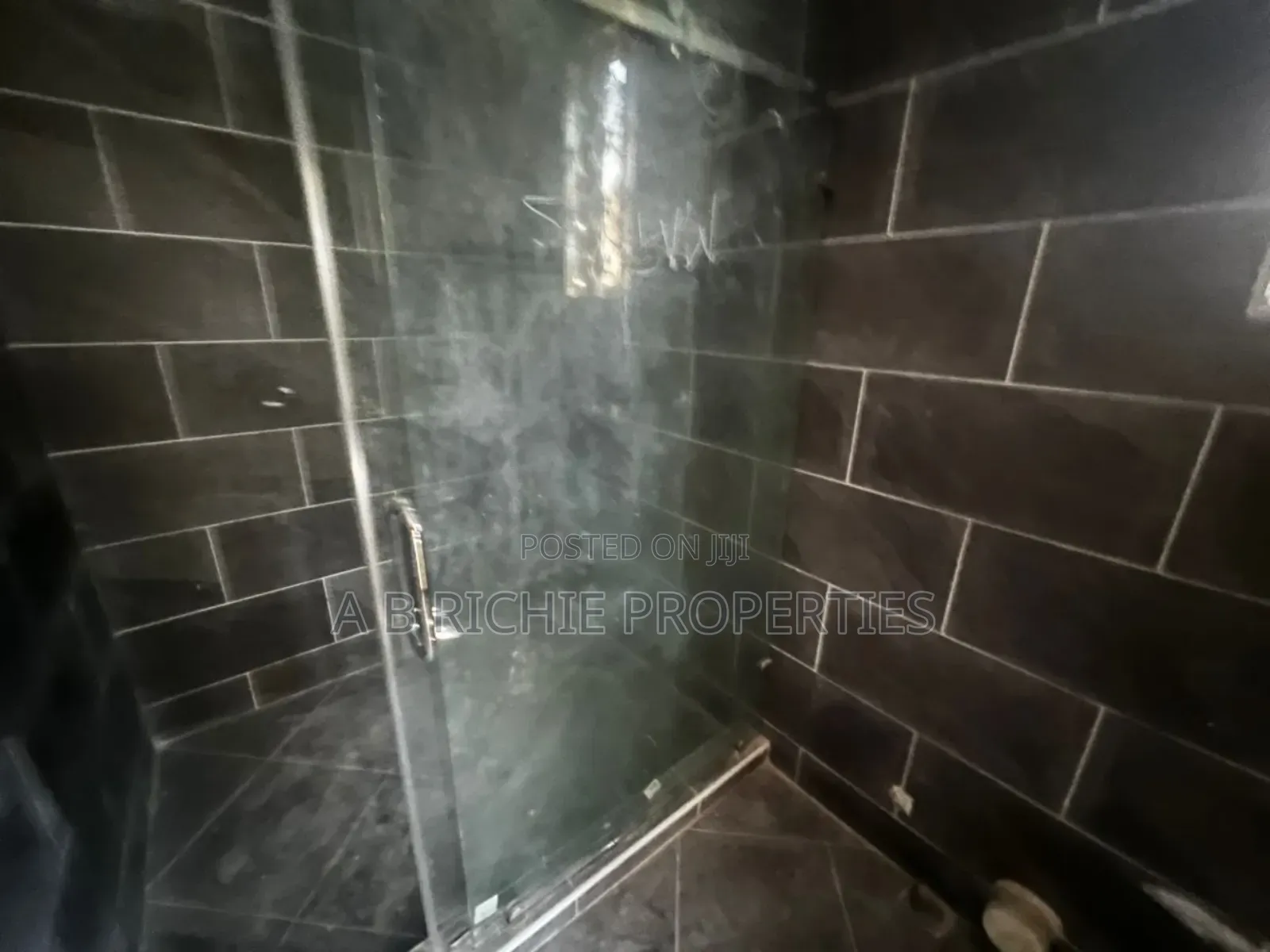 4bdrm House in Ab Richie Properties, Ashaley Botwe for sale
