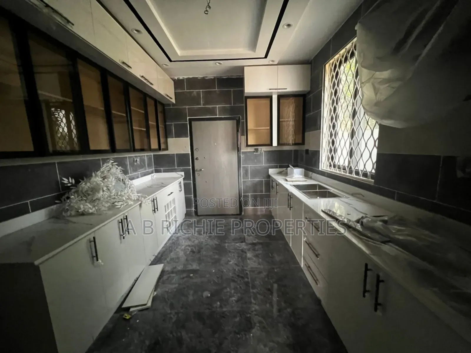 4bdrm House in Ab Richie Properties, Ashaley Botwe for sale