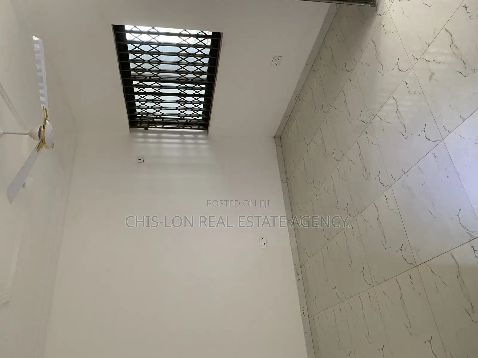 1bdrm Apartment in Karkarba Before Kfc, Adade for rent