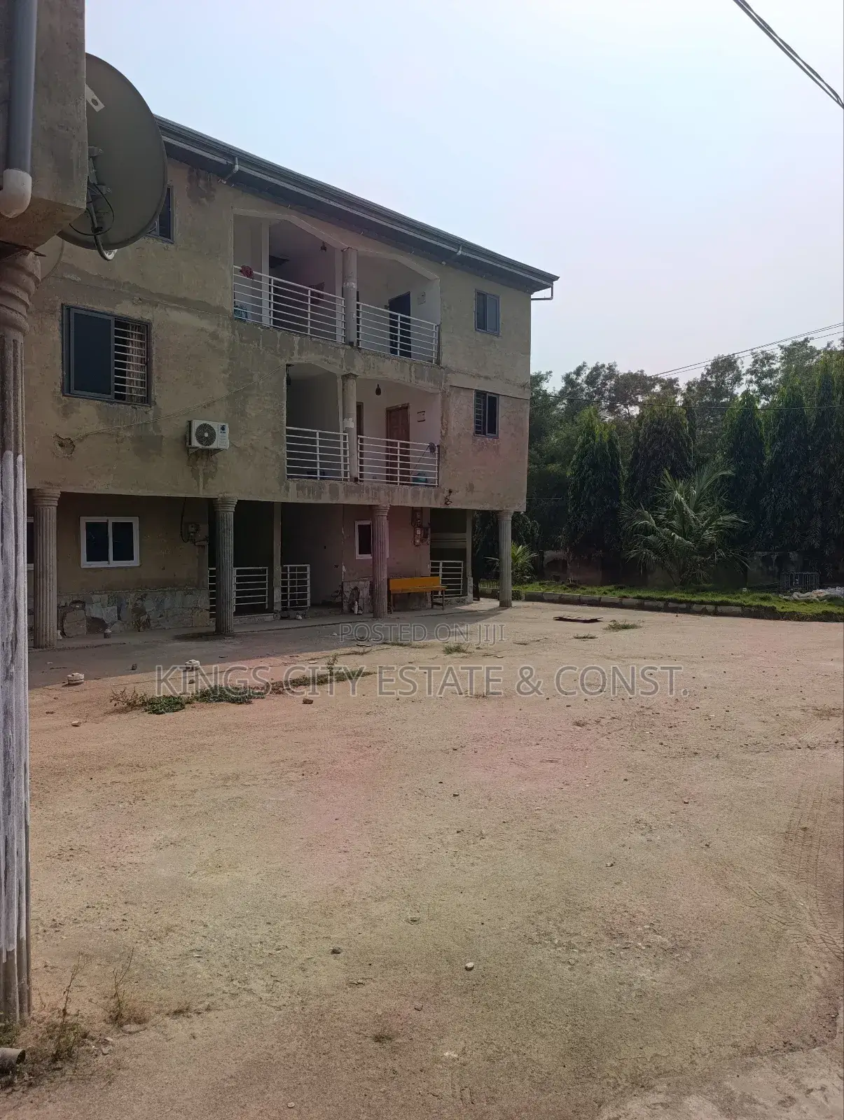 20bdrm Apartment in Dobro, Amasaman for sale