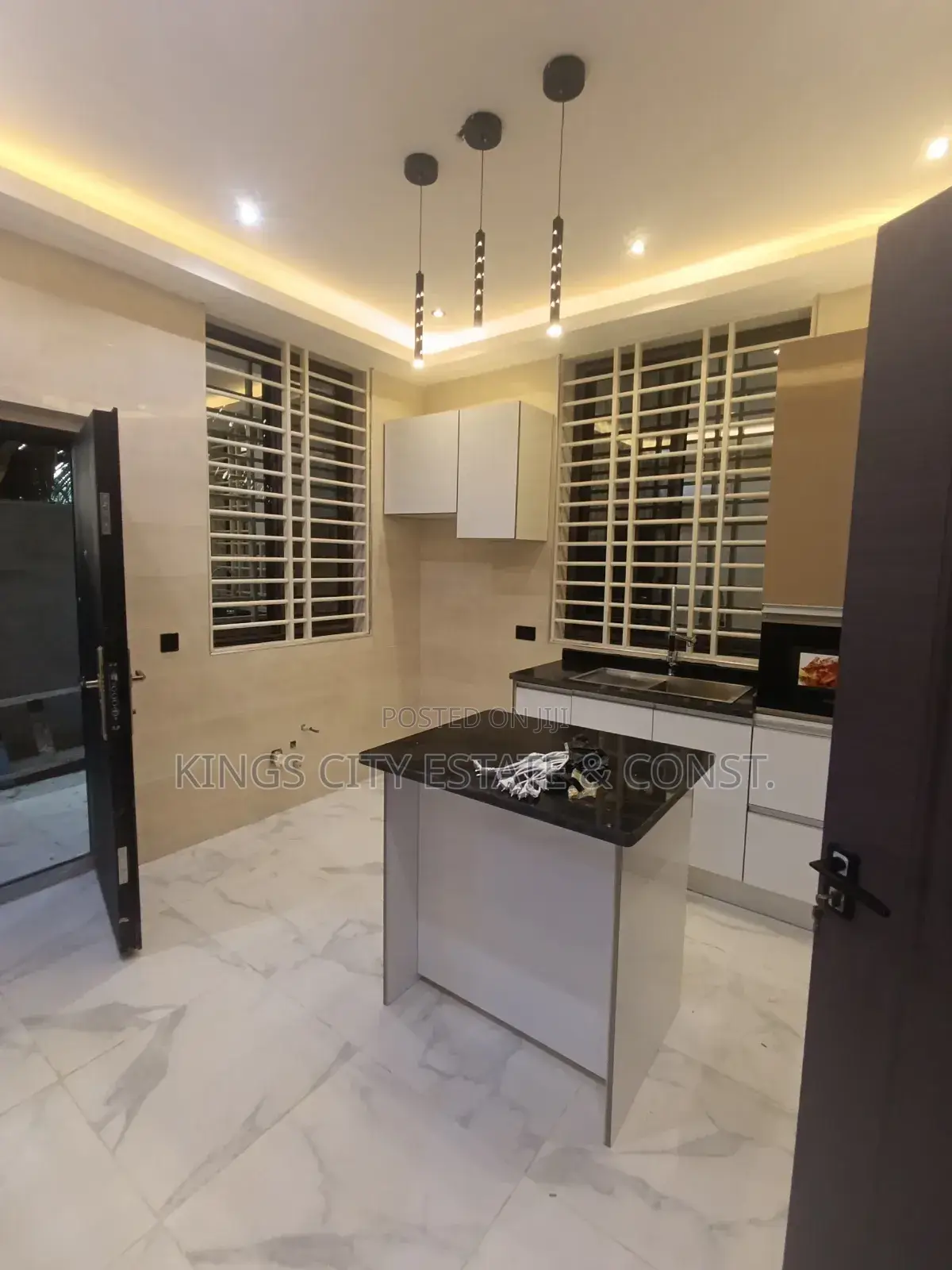 4bdrm House in Odumasi Estate, Ablekuma for sale