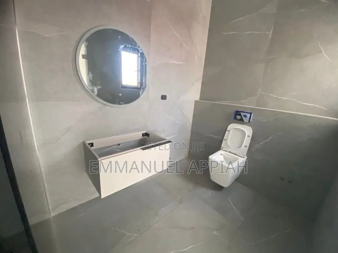 4bdrm House in Ablekuma Odumase for sale