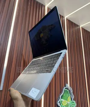 Laptop Apple MacBook Pro 16GB Intel Core I7 SSD 1T
