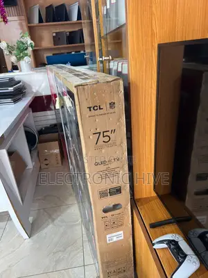 TCL Ultra Smart Tv