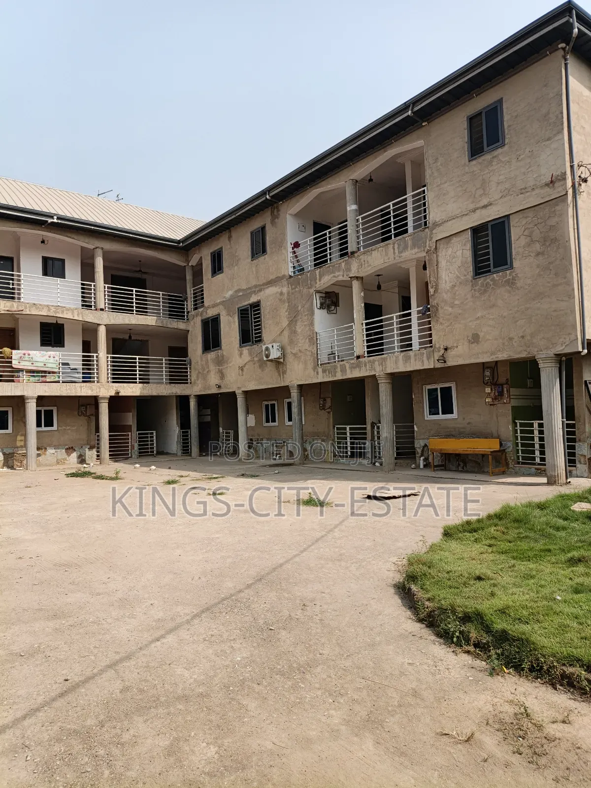 20bdrm Apartment in Amasaman Dobro for sale
