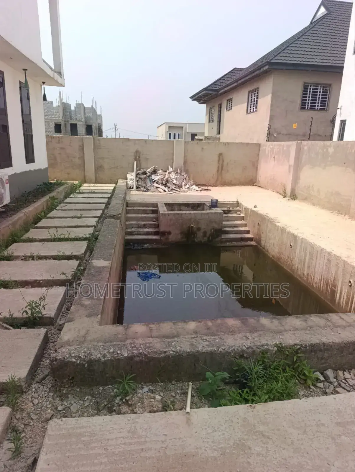 4bdrm Duplex in Hometrust Properties, Ablekuma for sale