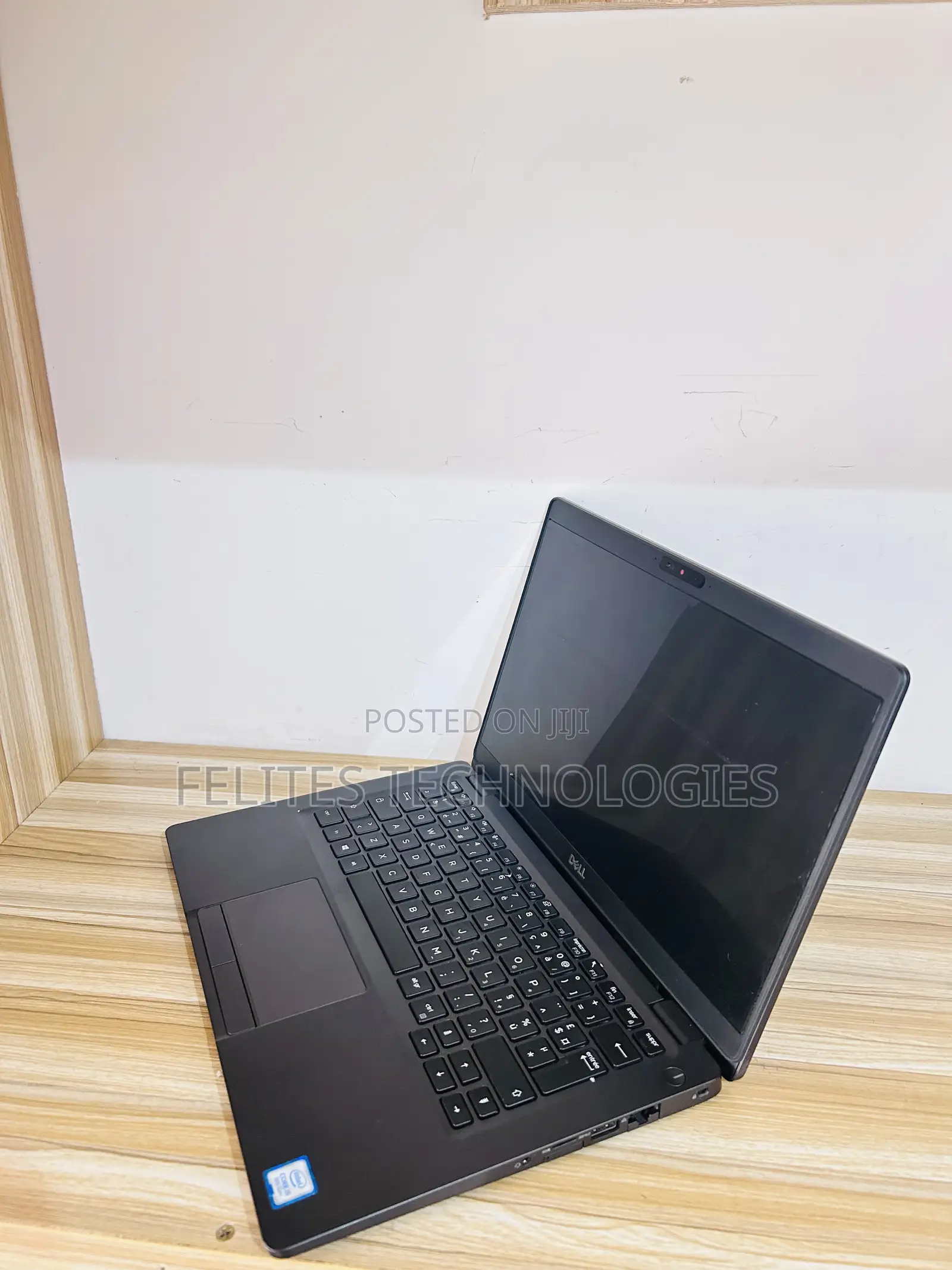 Laptop Dell Latitude 5300 8GB Intel Core I5 SSD 256GB