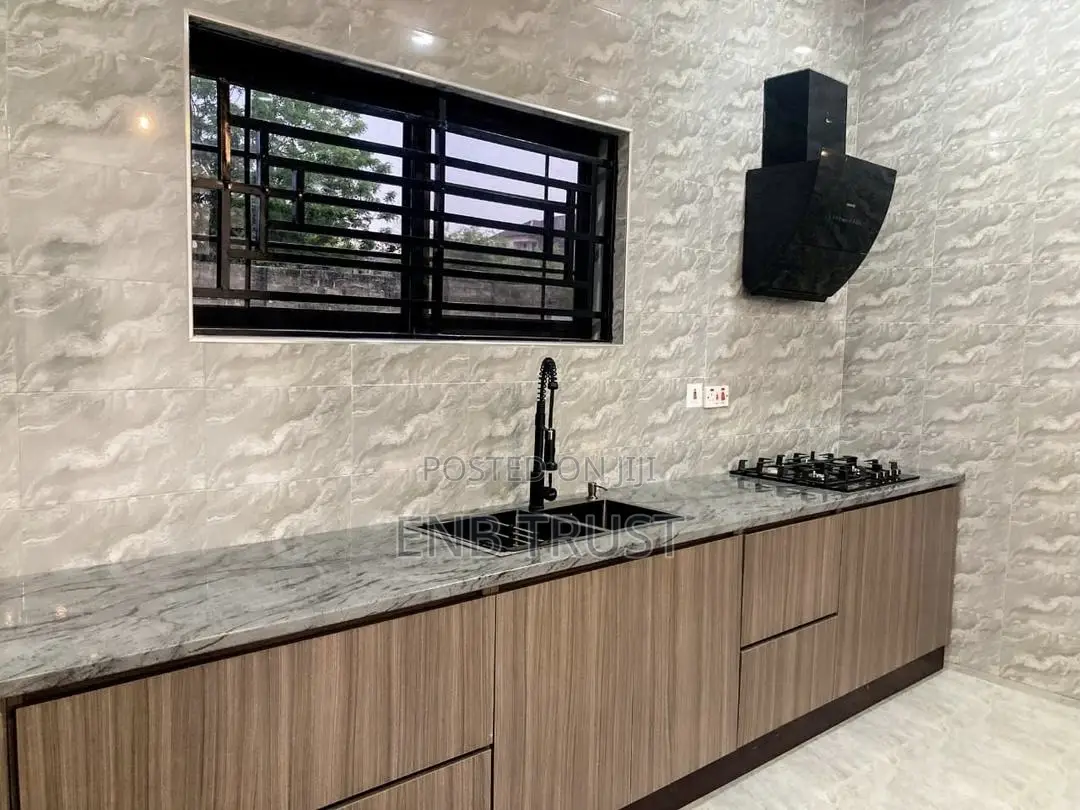 4bdrm Duplex in Odumasi Estate, Pokuase for sale