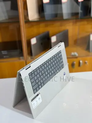 Laptop HP Envy X360 16GB Intel Core I7 SSD 256GB