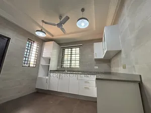 4bdrm Apartment in Kb Properties, Pokuase for rent