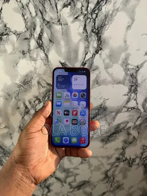 Apple iPhone 13 128 GB Red