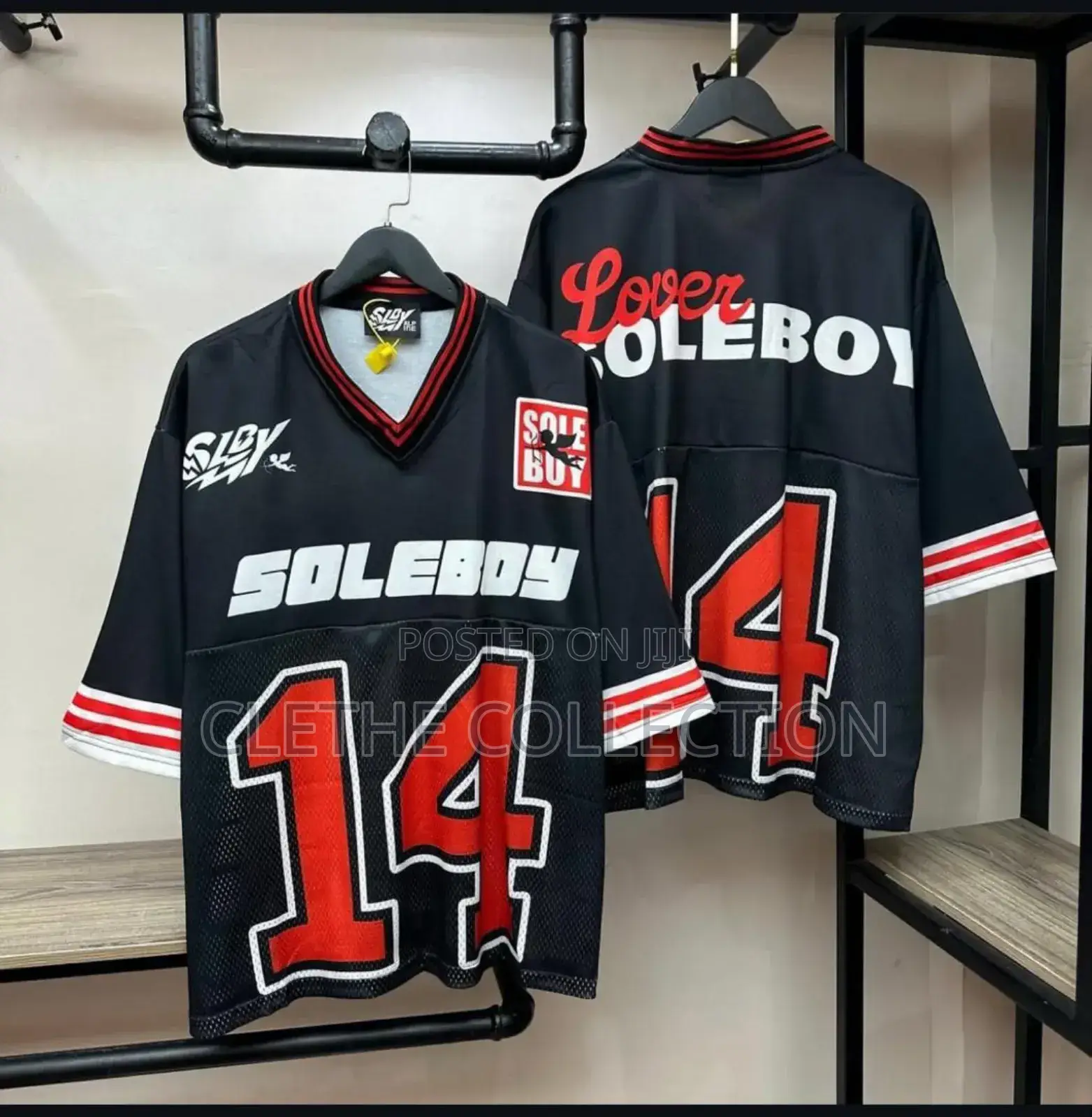 NFL/Baseball Tops
