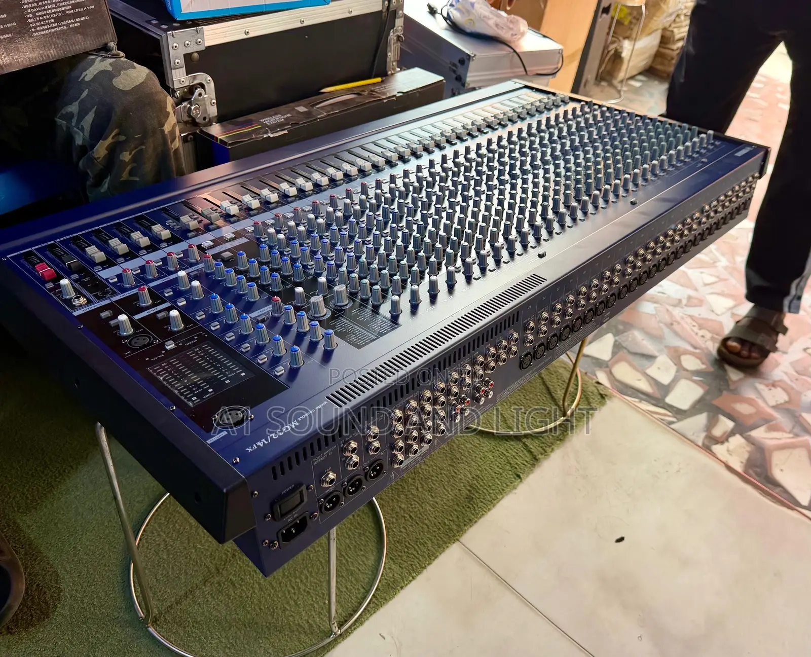 Yamaha Mg32/14fx Mixing Console