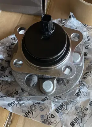 Yaris/Vitz /Beeta Back Hub Bearing 2/4