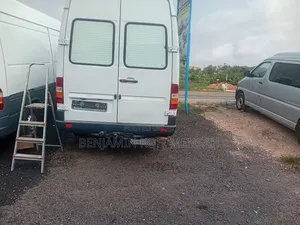 Mercedes-Benz Sprinter 2010 White