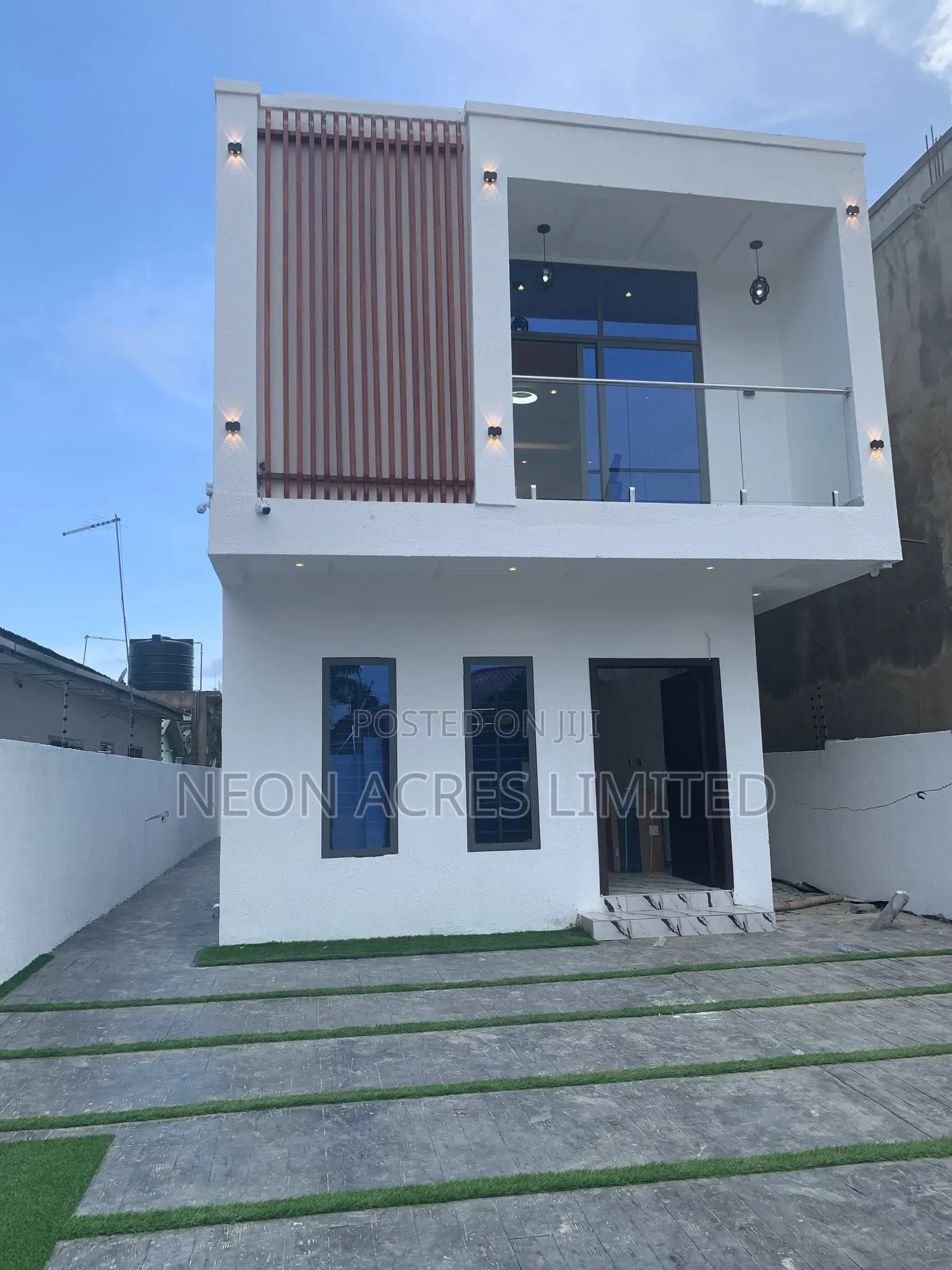 4bdrm House in Silverwood Residence, East Legon for sale