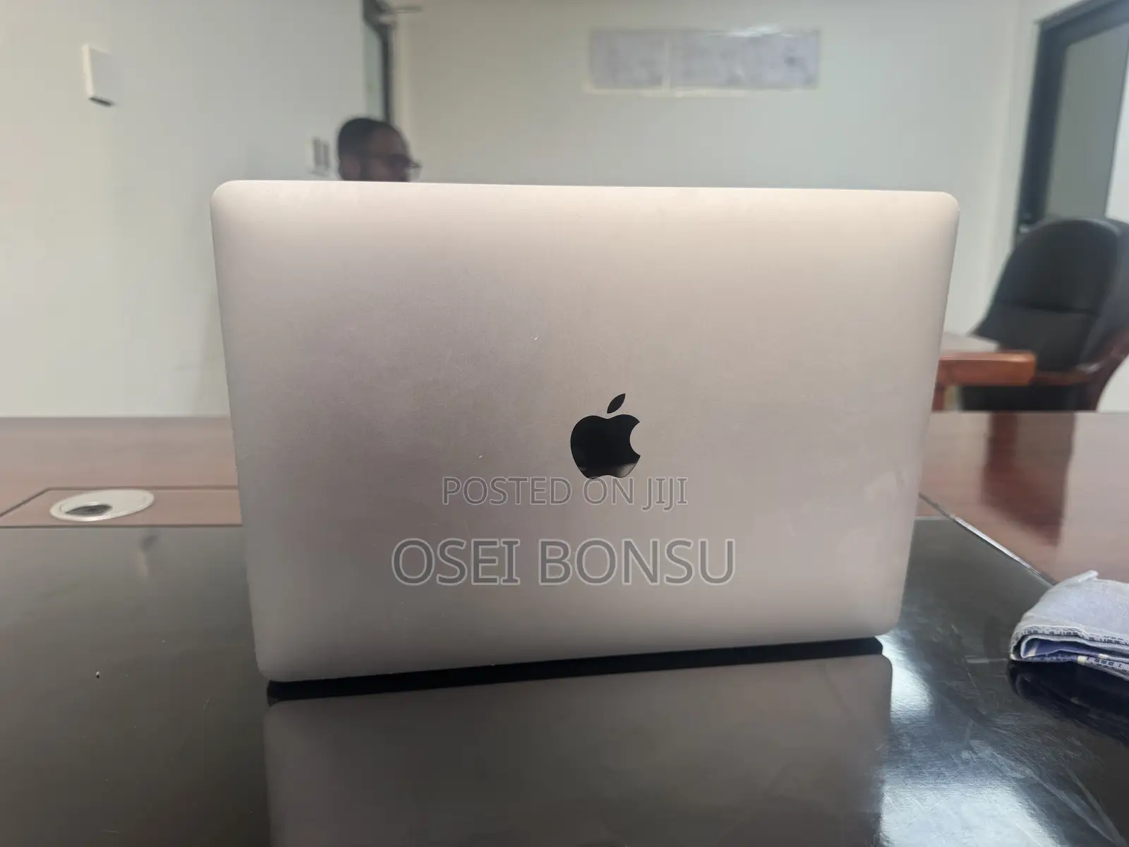 Laptop Apple MacBook Pro 2020 16GB Intel Core I5 SSD 512GB