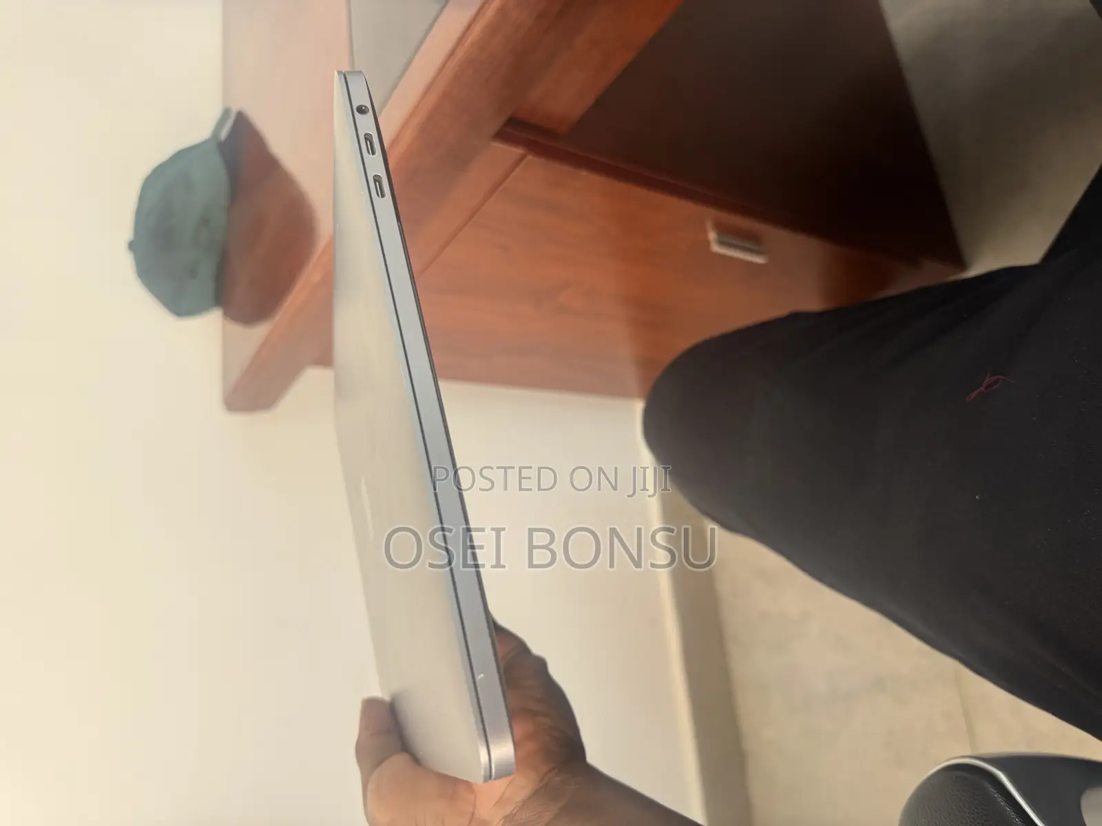 Laptop Apple MacBook Pro 2020 16GB Intel Core I5 SSD 512GB