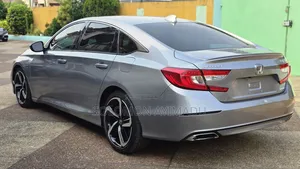 Honda Accord Sport 2018 Gray