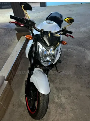 Yamaha 2012 White
