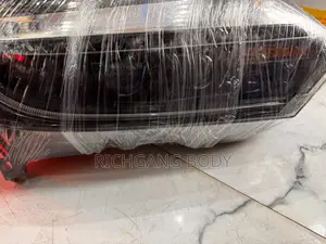 HRV 2016-18 Spec Headlights