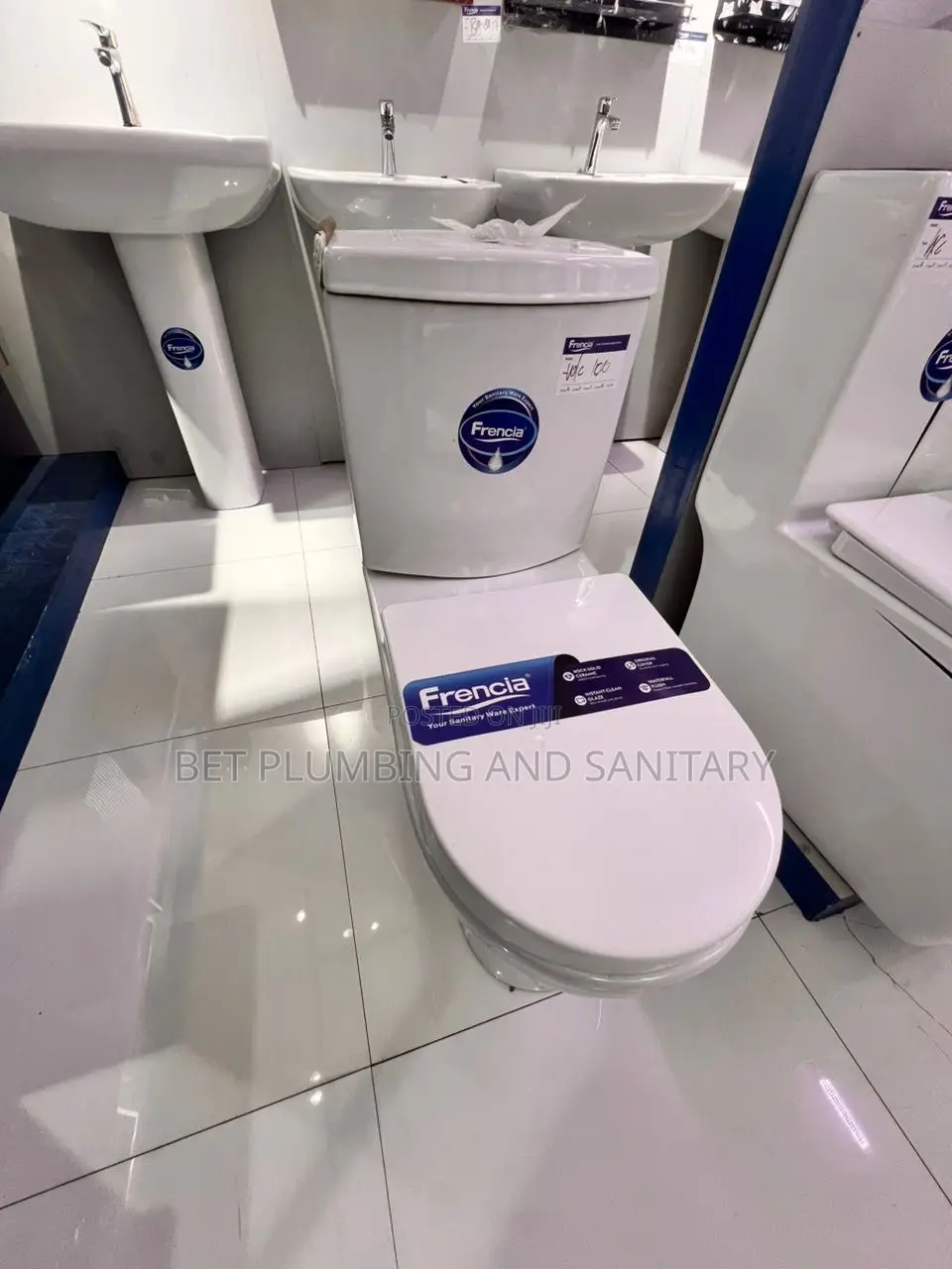 Frencia Slim Tank Water Closet_045 Close Couple Wc