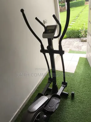 Cross Trainer