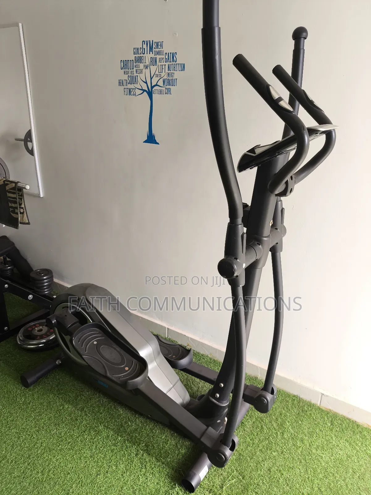 Cross Trainer