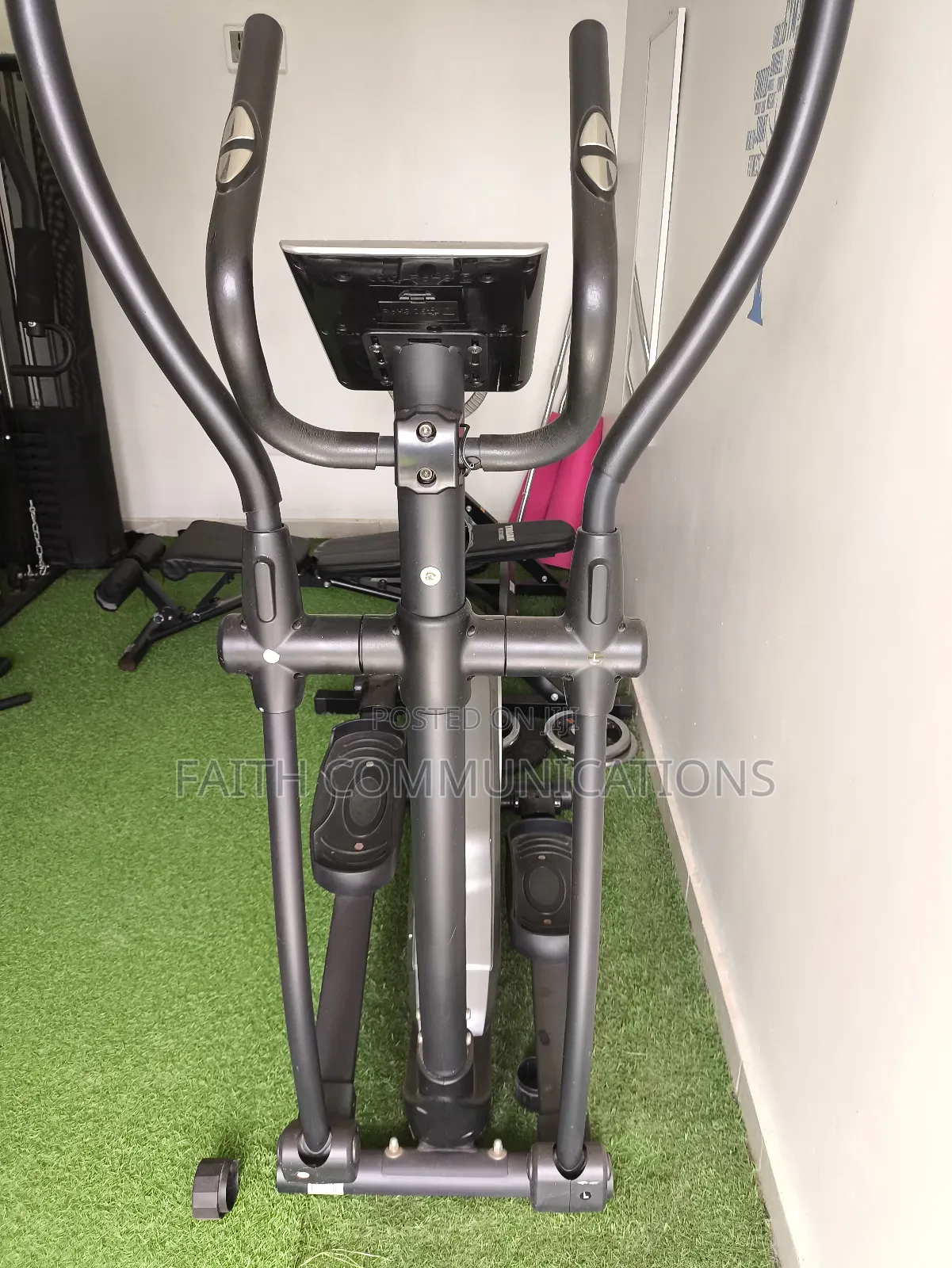 Cross Trainer