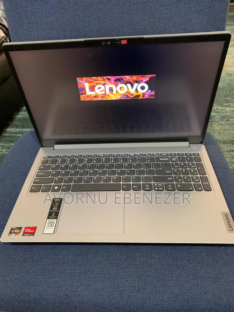 Laptop Lenovo IdeaPad 1 16GB AMD Ryzen 7 SSHD (Hybrid) 500GB