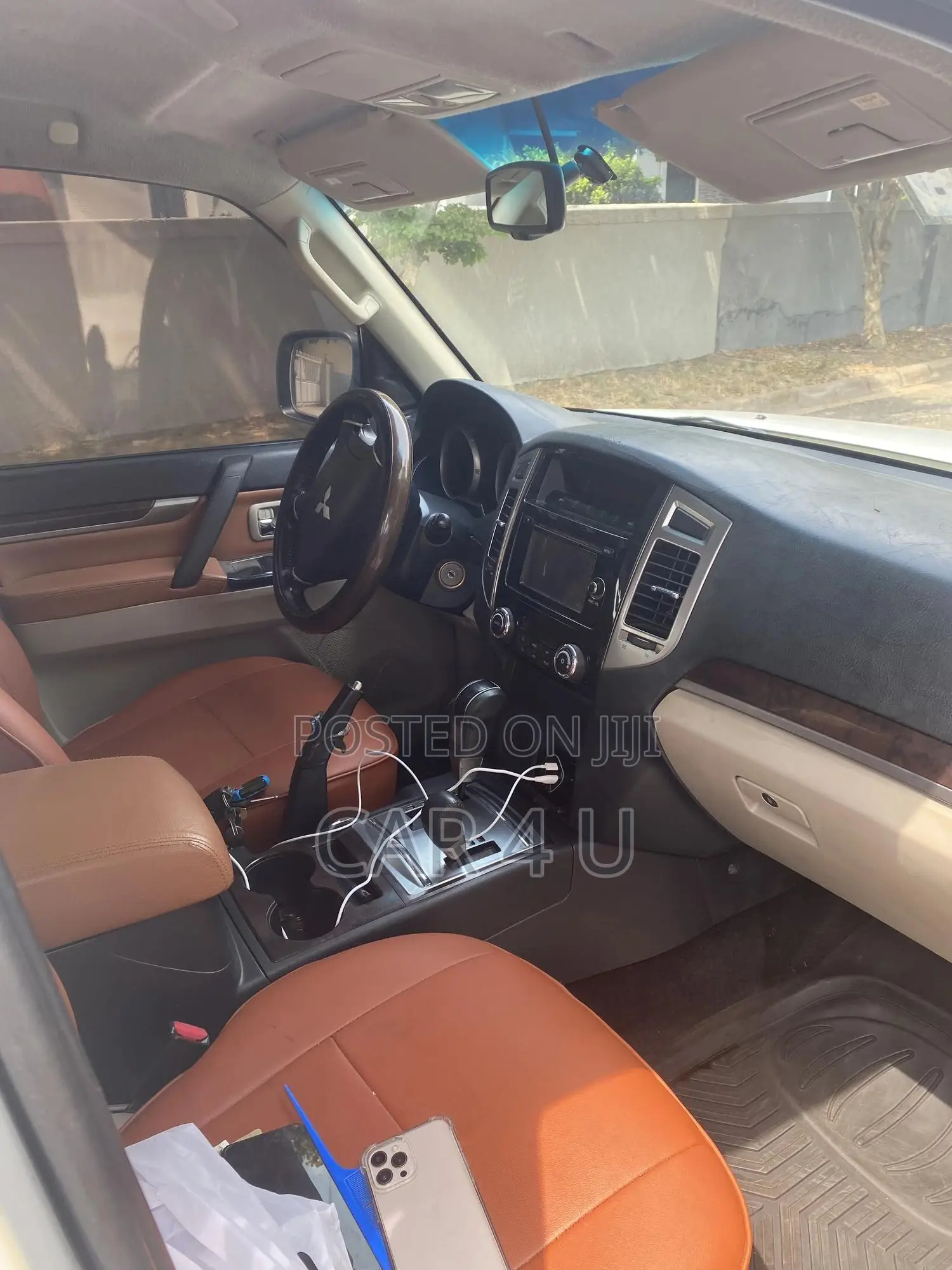 Mitsubishi Pajero V80 3.5 V6 GL/GLS 2017 White