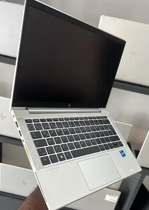 Laptop HP EliteBook 830 G8 16GB Intel Core I5 SSD 256GB