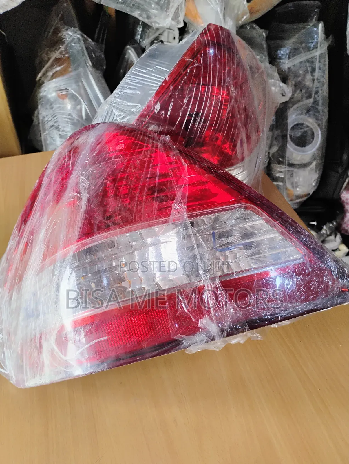 Nissan Tiida /Versa 2007/2008/2009 Taillight Set