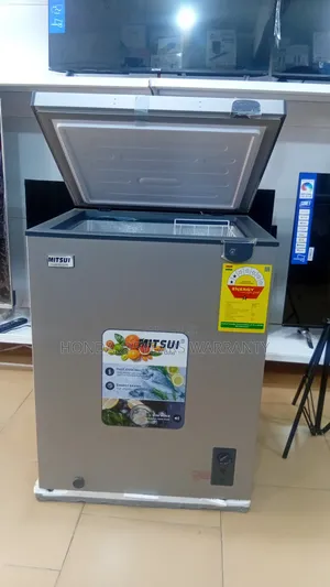 Compact Mitsui 141l Chest Freezer – Efficient Cooling