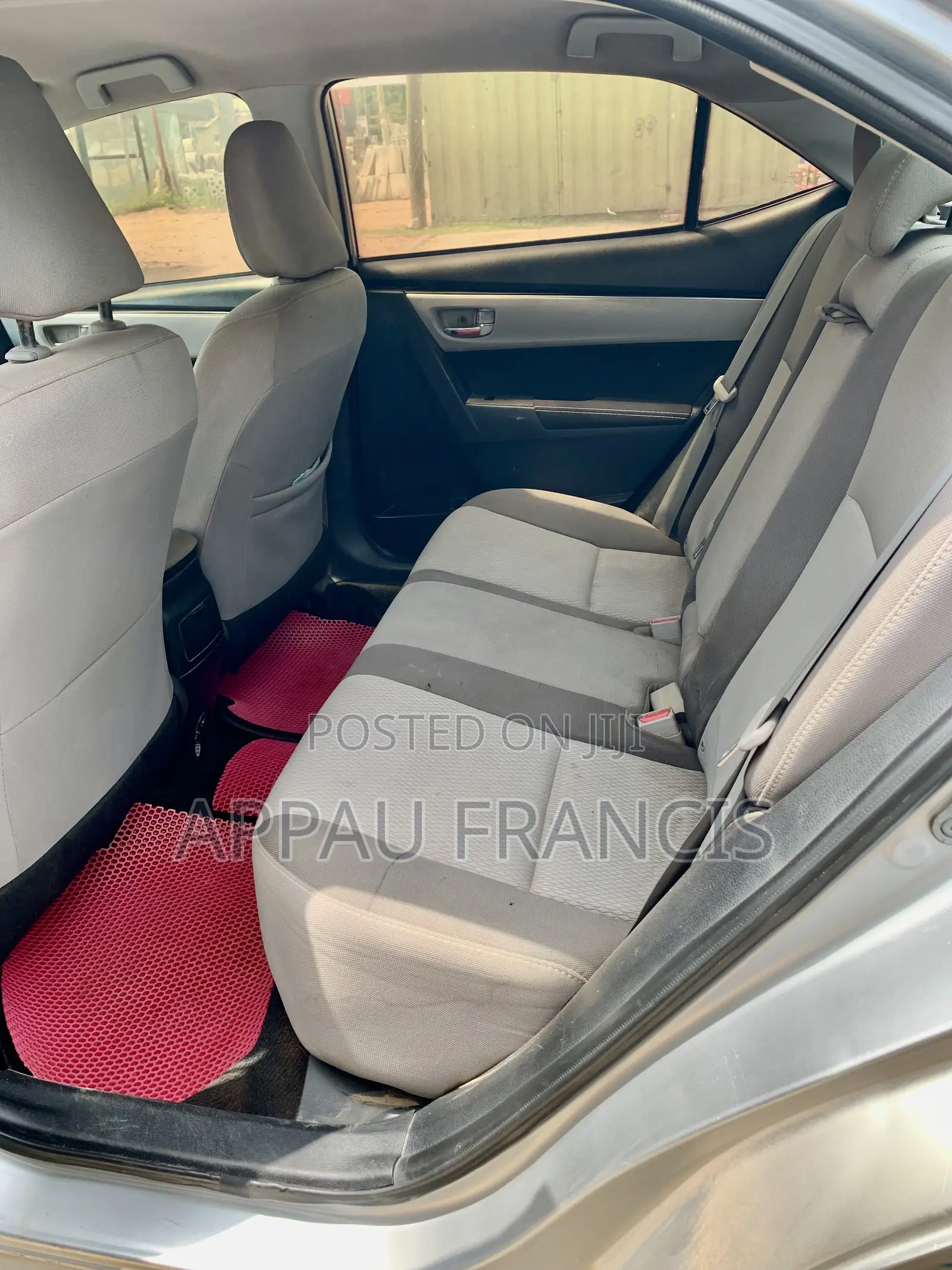 Toyota Corolla 2017 Silver
