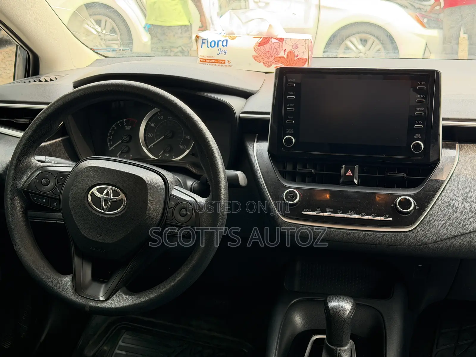 Toyota Corolla XLE 2020 Blue