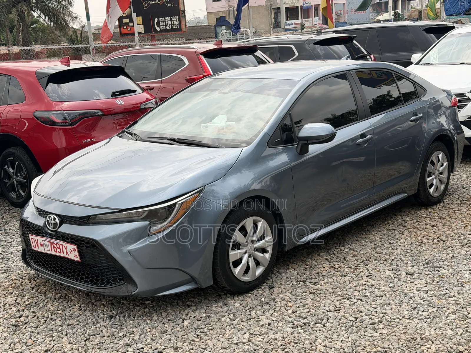 Toyota Corolla XLE 2020 Blue