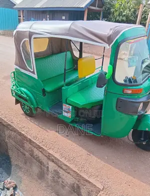 Bajaj 2022 Green