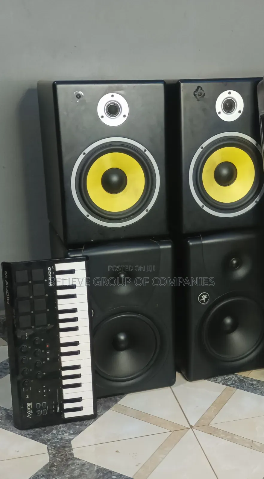 Studio Set