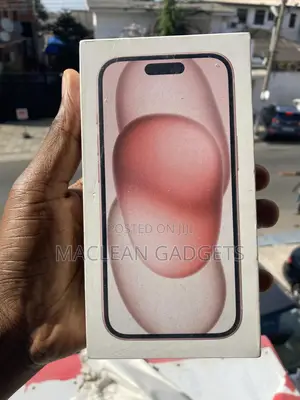 New Apple iPhone 15 128 GB Pink