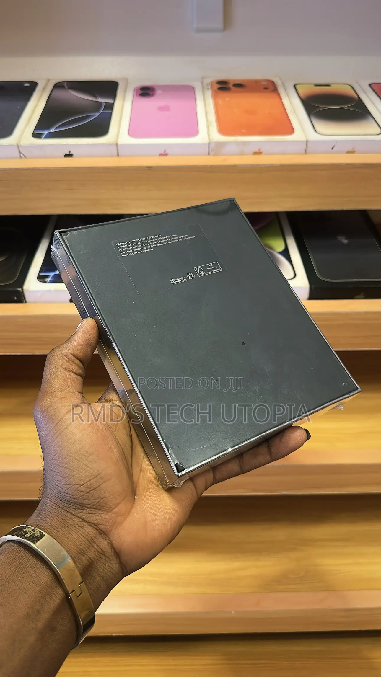 New Samsung Galaxy Fold 512 GB Silver